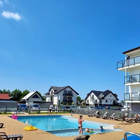 Mb Z Basenem I Ogrodem *