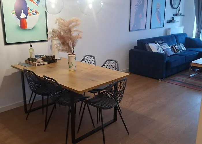 Mb Z Basenem I Ogrodem Апартаменты *